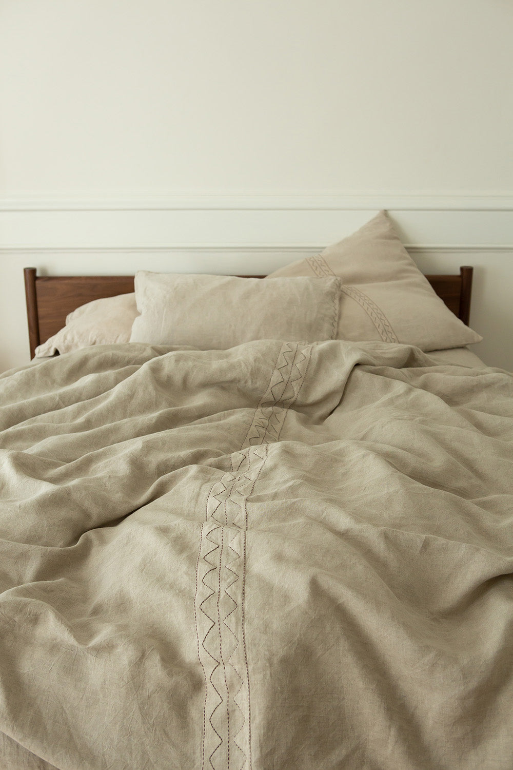 Mountain Duvet Cover In Natural Hand-embroidered Linen