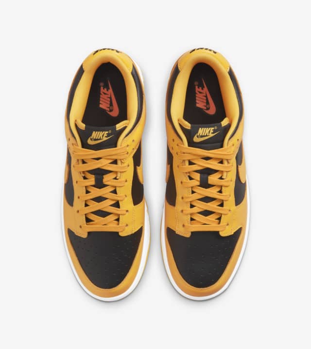 dunk low championship goldenrod