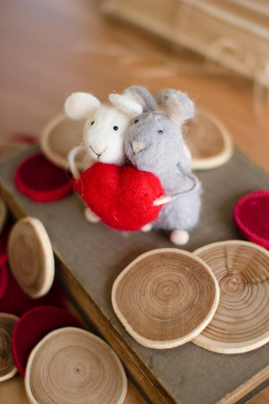 Set of 3 Felt Mice- I love you – ClementineandPoppyCo