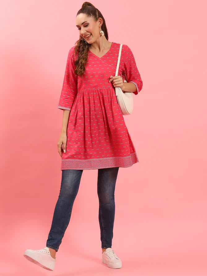 woman short kurti