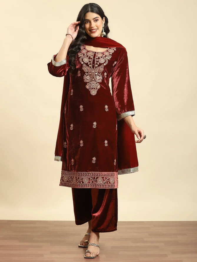 embroidered kurta comfort pant dupatta