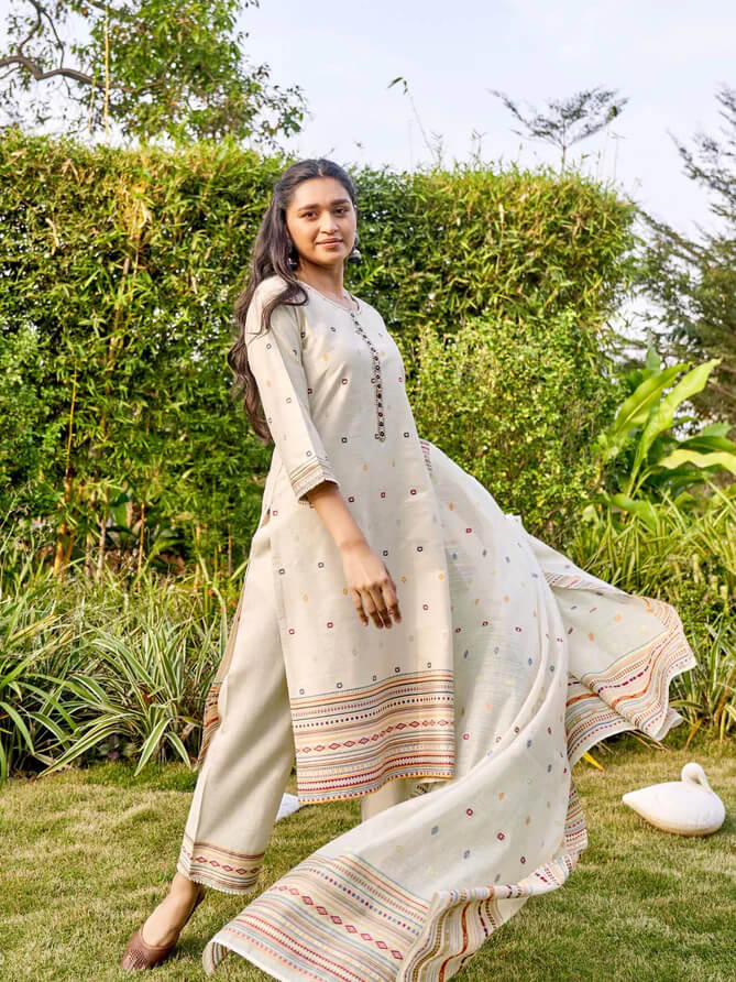 off-white kurta pant dupatta