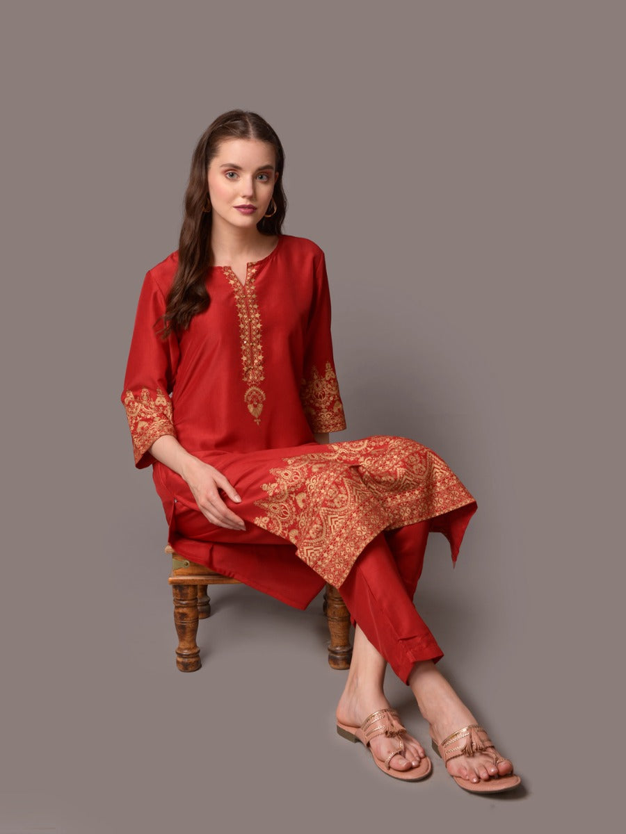 Women's Printed Red Kurta Palazzo Set - Geeta Fashion | Cotton kurti  designs, Red kurta, Bell sleeves