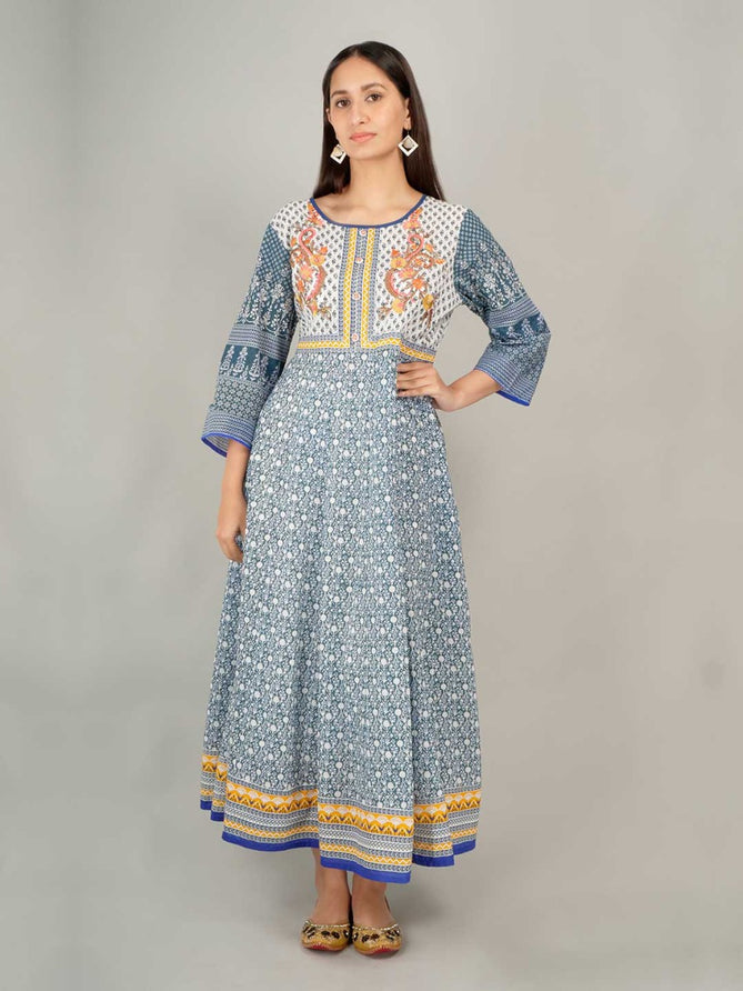 Dress to impress: Ethnic wear for this festive season