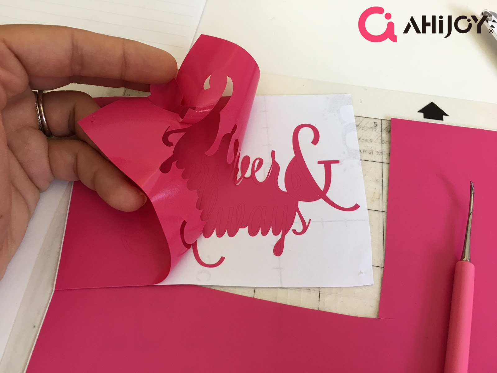 How To Cut Heat Transfer Vinyl Using Silhouette Cameo 4?