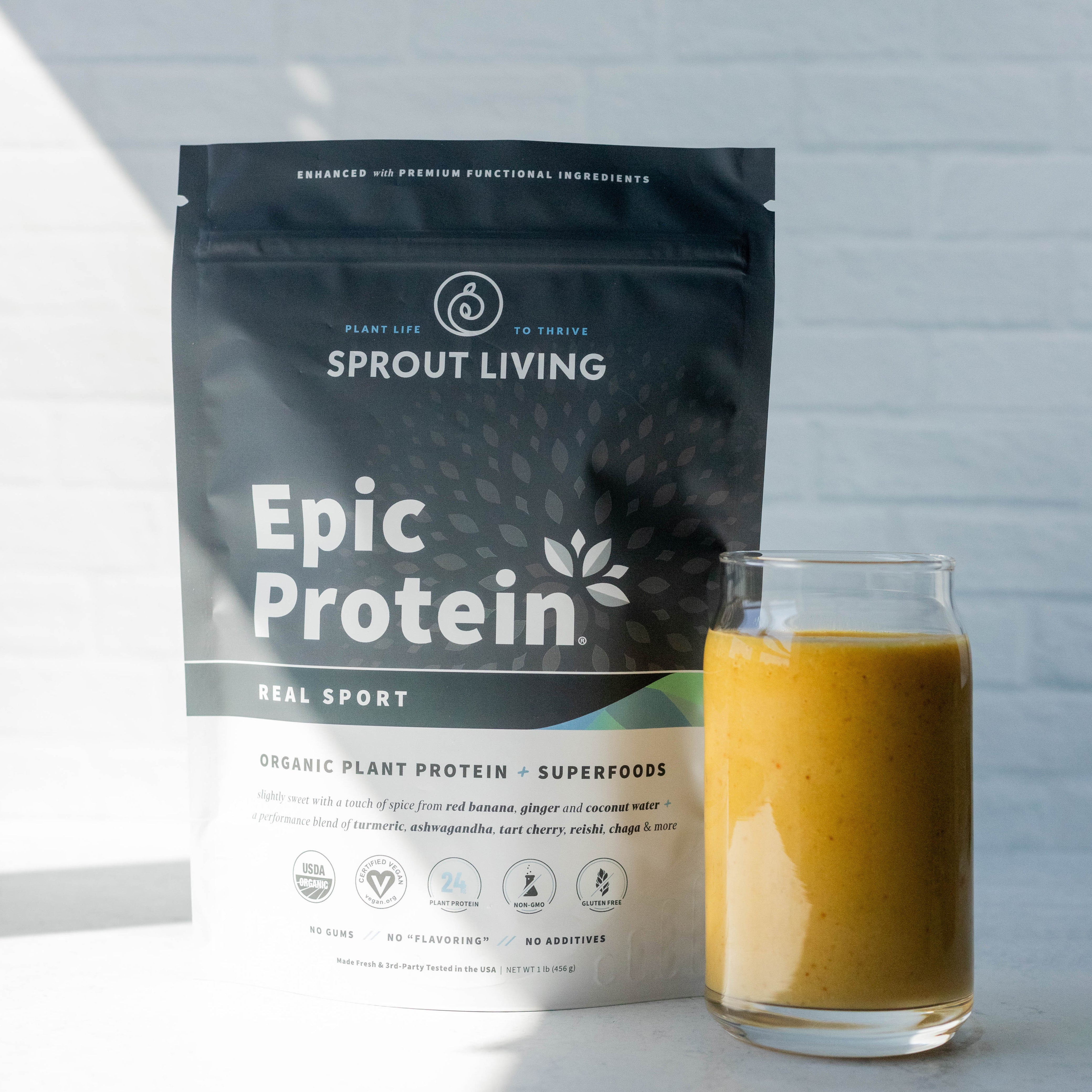 Epic Protein Real Sport and Orange Smoothie in Glass