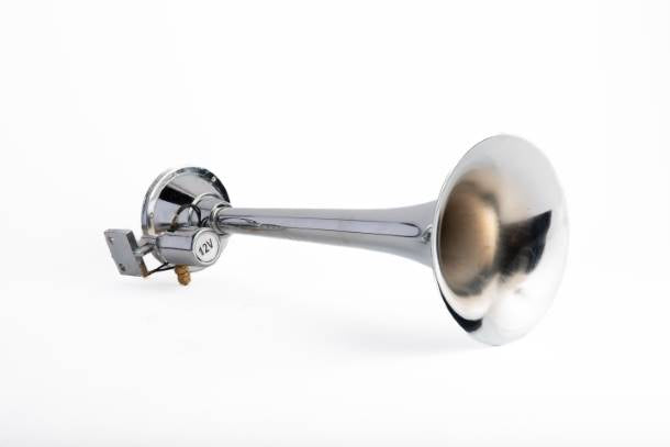 Loud 145 dB. Chrome Single Trumpet Semi Truck Air Horn