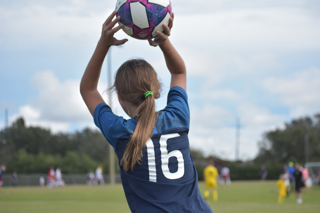 vêtements de sport pour jeune 