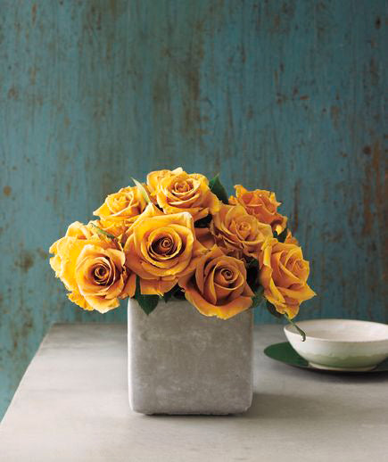 yellow rose centerpiece arrangement