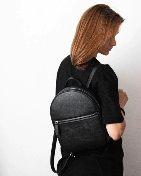 Compact leather woman backpack