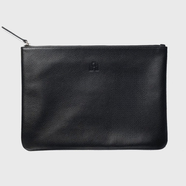 What to consider before customizing your leather MacBook sleeve?