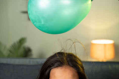 balloon causing static in hair