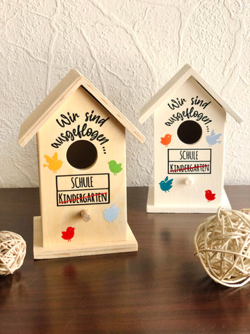 Wooden birdhouse as a farewell gift for educators, teachers, childminders