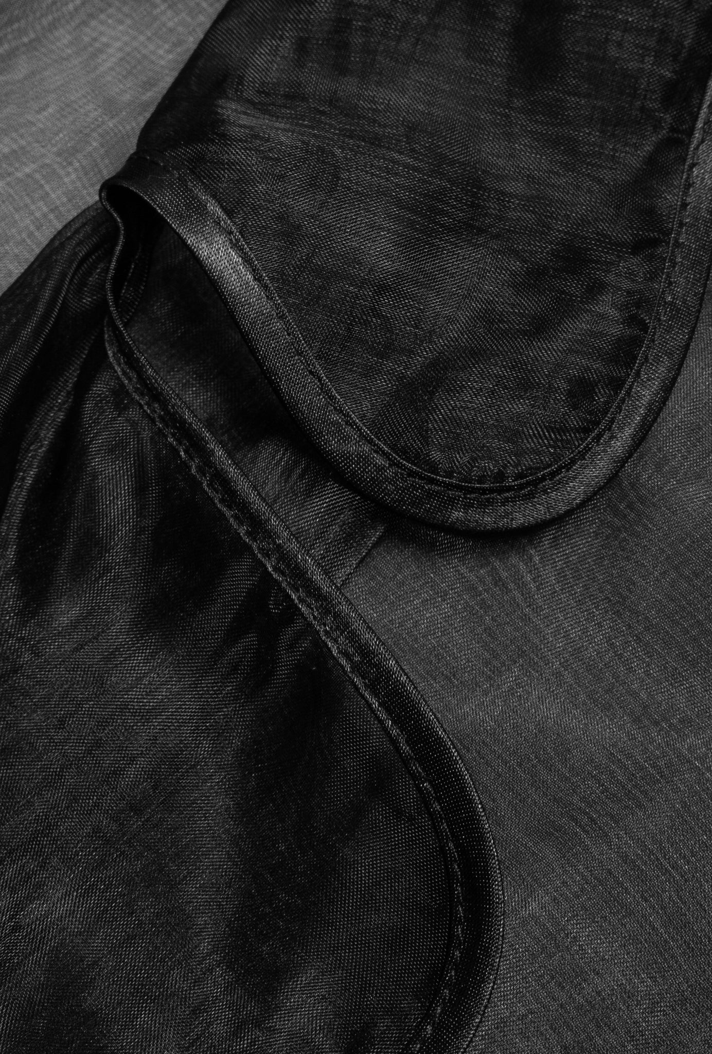 Ghost organza coat black – Vanity Nap