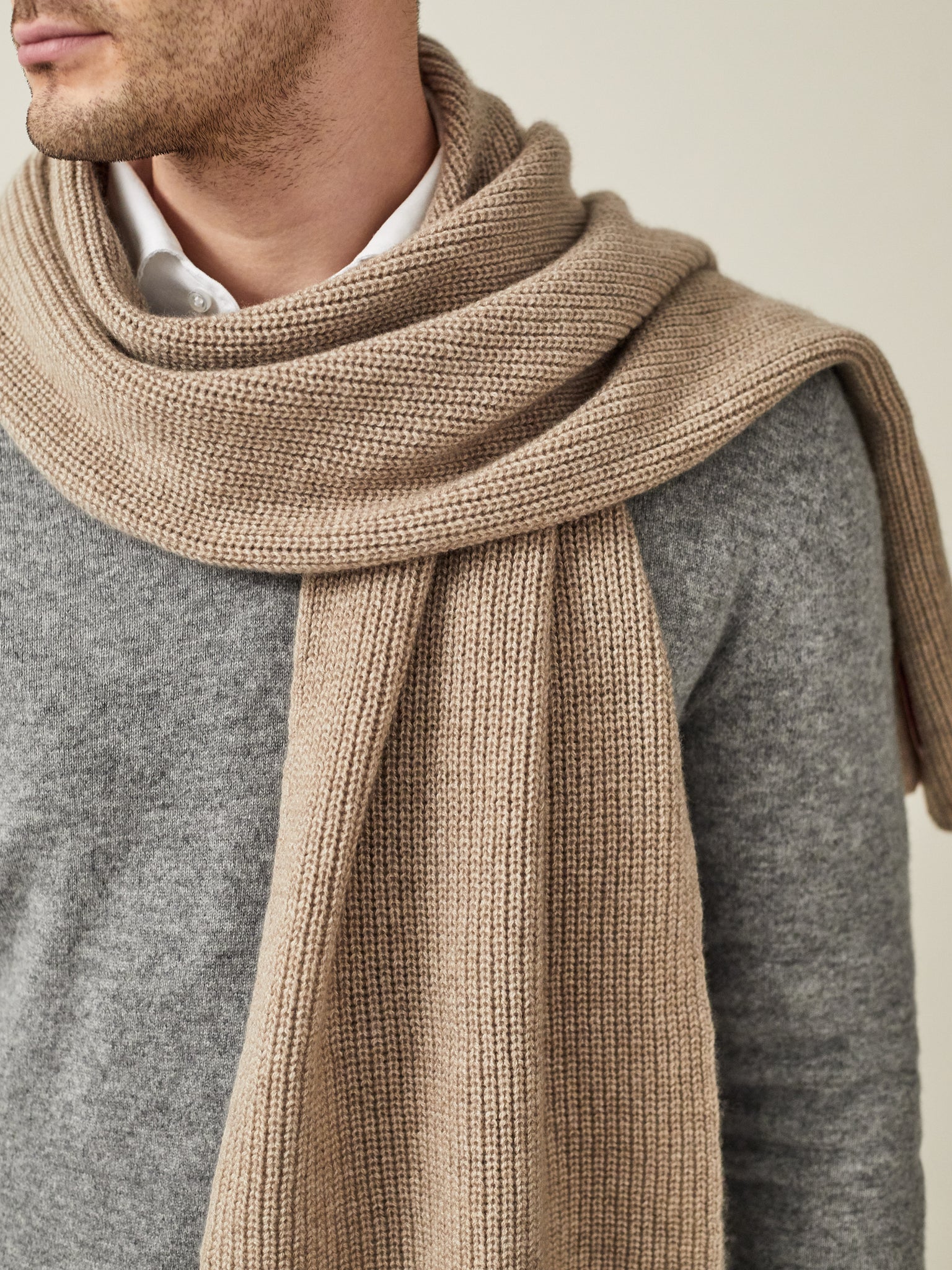 Camel Beige Chunky Knit Cashmere Scarf 