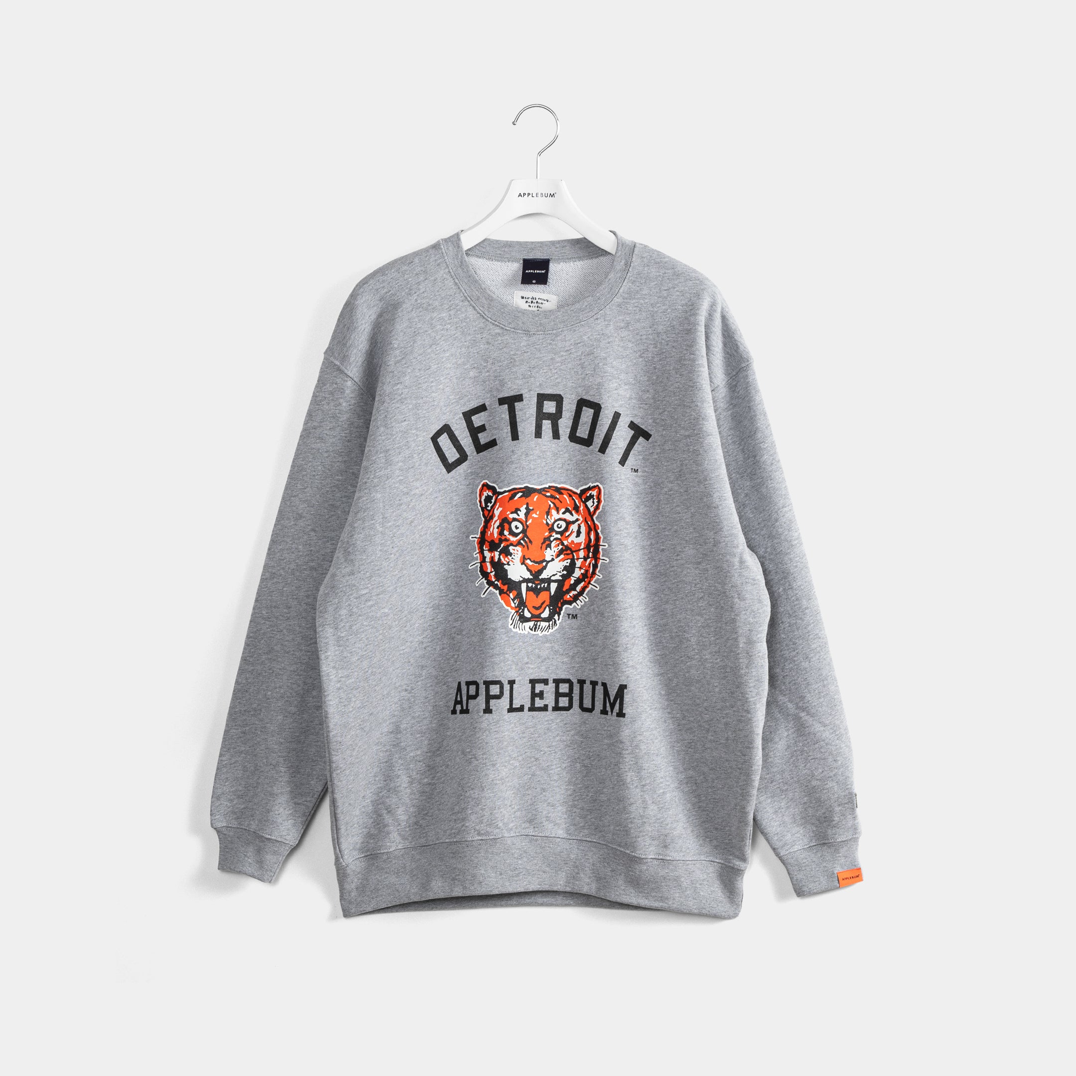 detroittigers_crewsweat_hgray.jpg__PID:c03aff89-890f-4f16-a4a9-1ca99430e58c