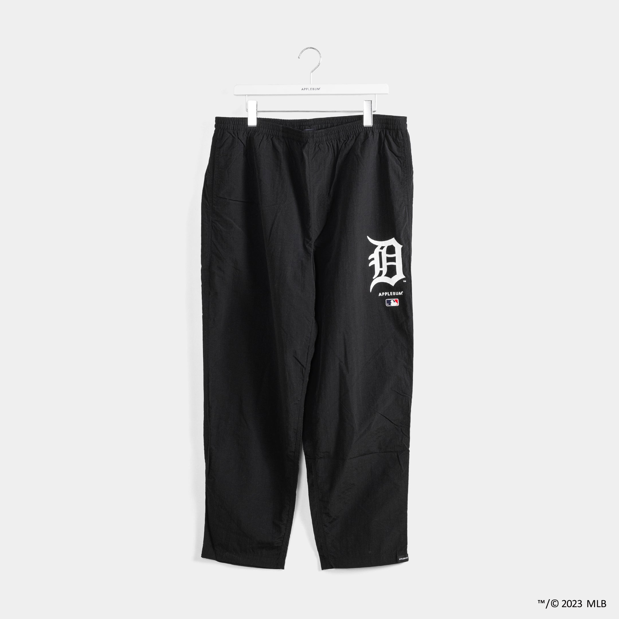 detroittigers_nylonpants.jpg__PID:8e1510cb-0704-41e6-bdee-fd540995bb78