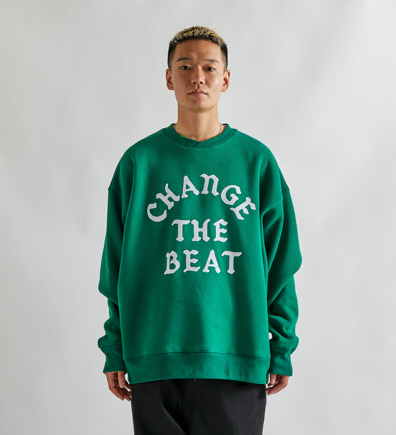 スウェット Change The Beat” Crew Sweat-