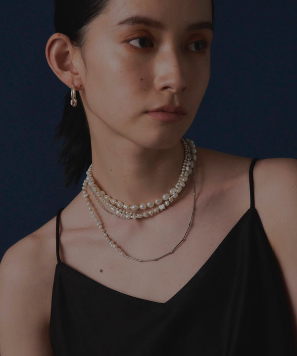 loni】Crop pearl asymmetry long necklace – LA BELLE ETUDE online store