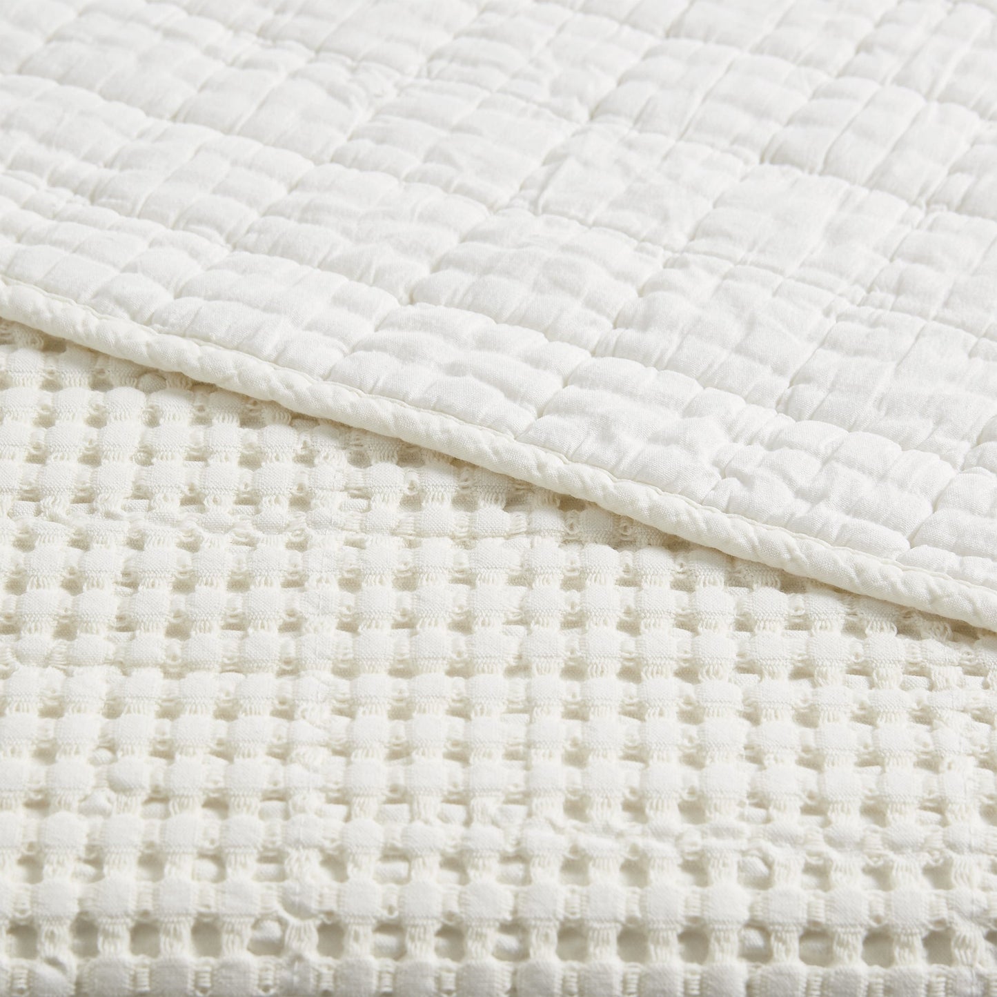 Mills Cream Quilted Throw