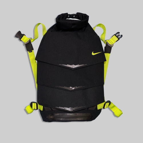 00'S Nike epic hardshell backpack – Equipment