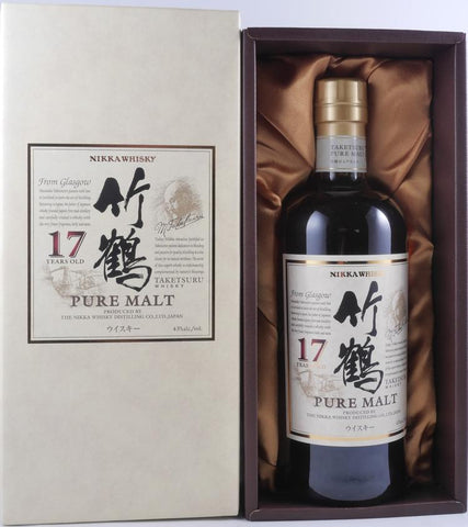 Nikka Whisky Taketsuru Pure Malt 17 Year Old Japanese Whisky WITH GIFT BOX