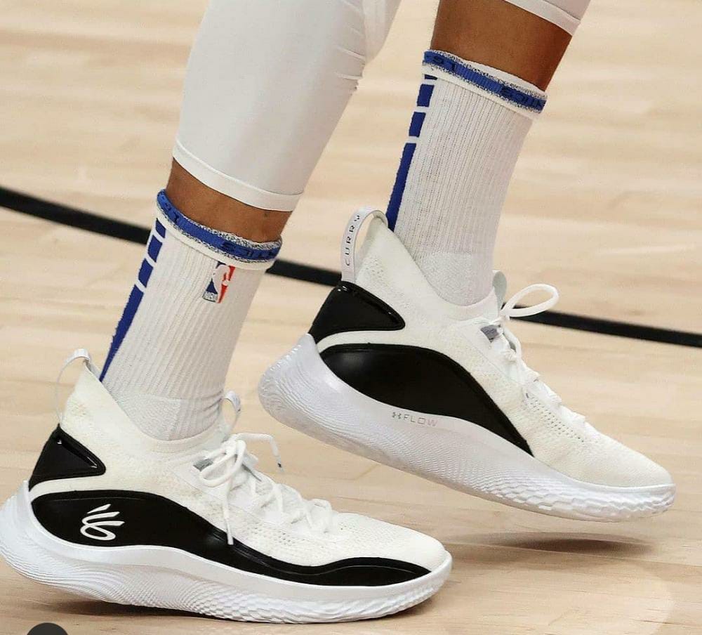 curry 8 white black