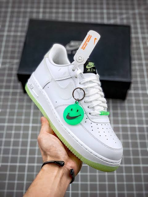 nike air force glow