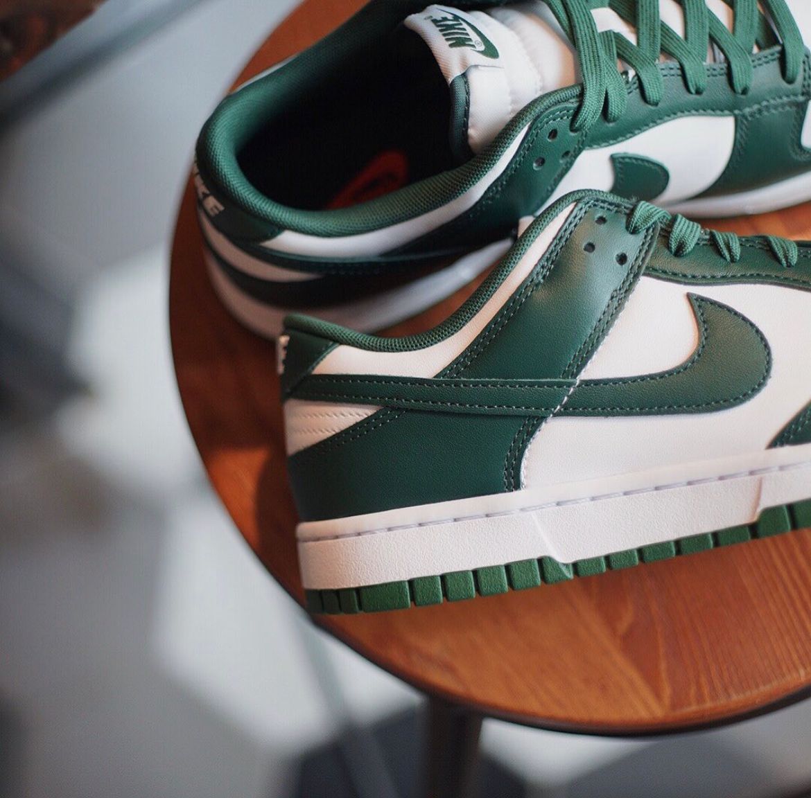 nike dunk low varsity green