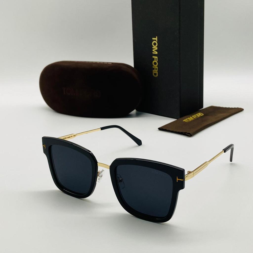 Tom Ford Premium Shades With Og Kit – Lebrouges