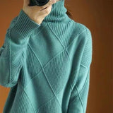 Stir -stitching thick loose outer woolen sweater with bottom sweater