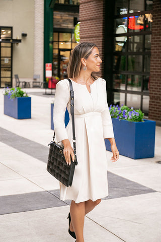 5 Flattering Maternity Looks for the Petite Mommy-to-Be