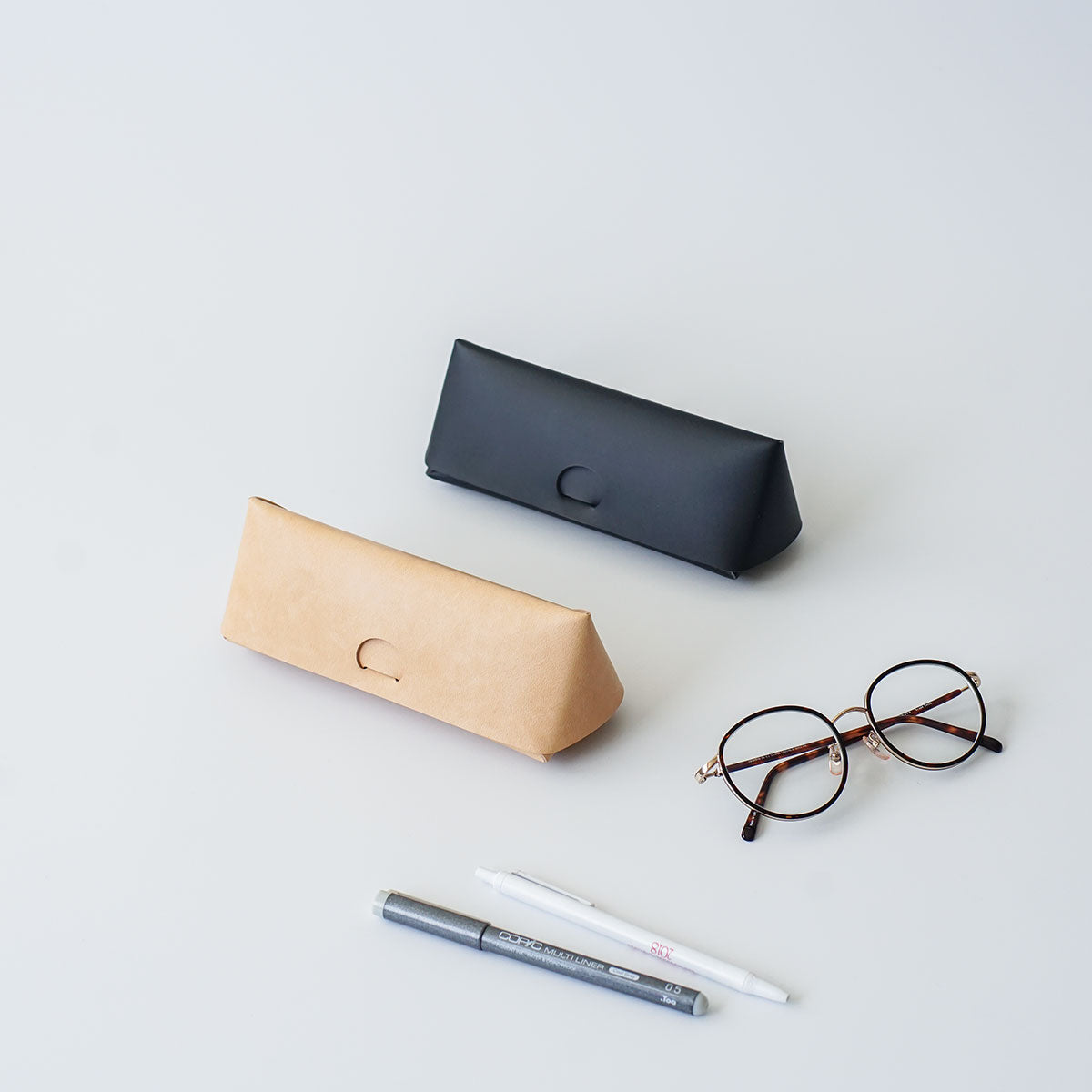 i ro se | SEAMLESS GLASSES & PEN CASE