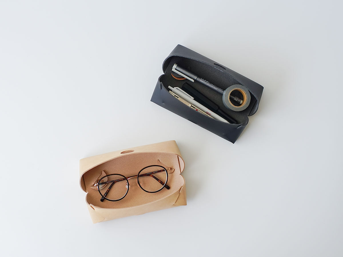 i ro se | SEAMLESS GLASSES & PEN CASE