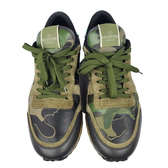 smal Nat efterklang Valentino Garavani Rockstud Camouflage Rockrunner Sneakers - Good Samaritan  Luxury LLC