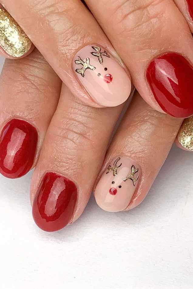 13 Short Christmas Nail Ideas We Want to Copy This December