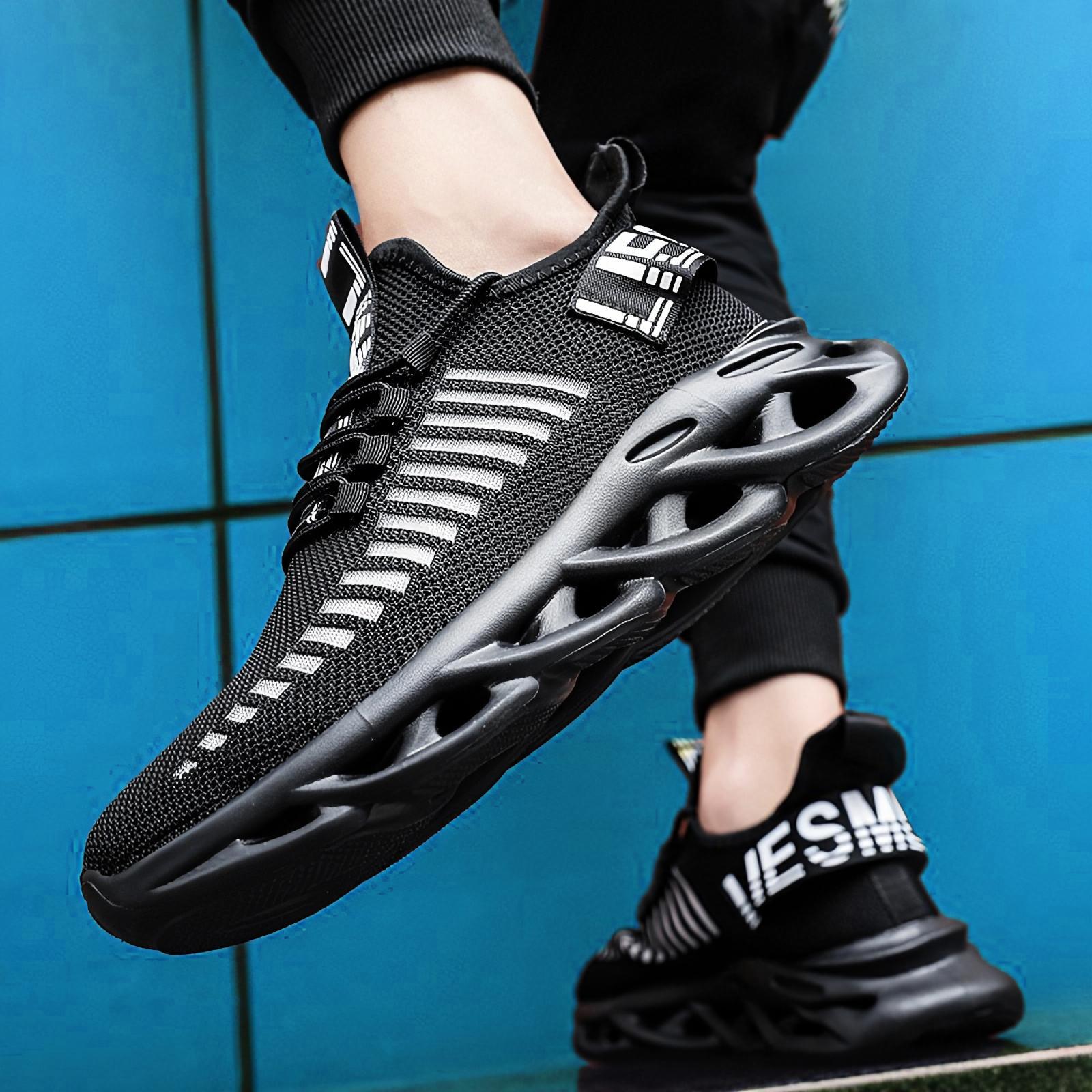 Women's Heelsium Walking Shoes - Midnight Black