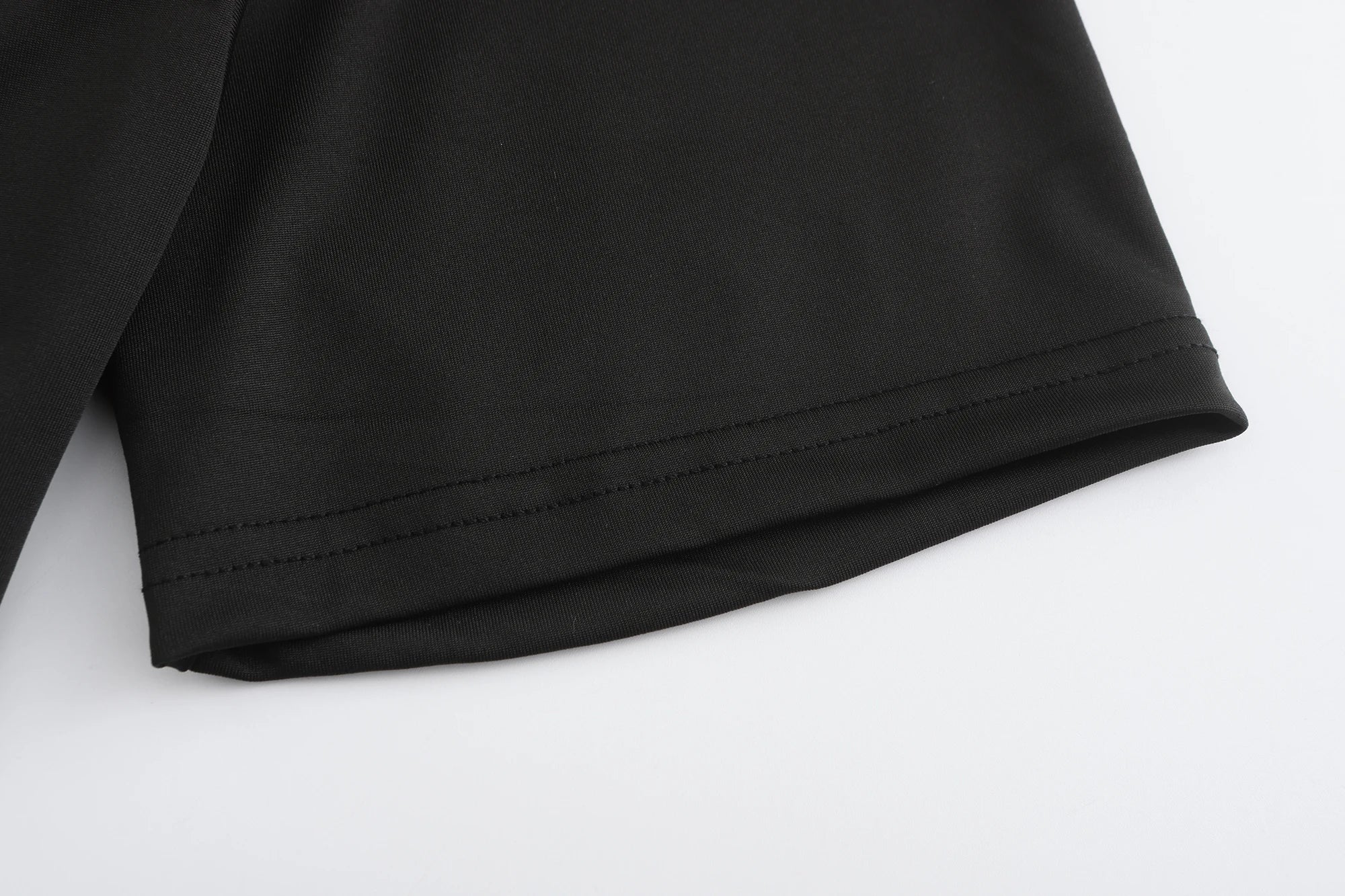 Women's Graphic Print Black Slogan T-Shirt: Stylish and Slimming - Image 4
