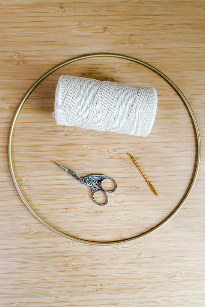 Weaving Lessons, How to Use an Embroidery Hoop as a Loom