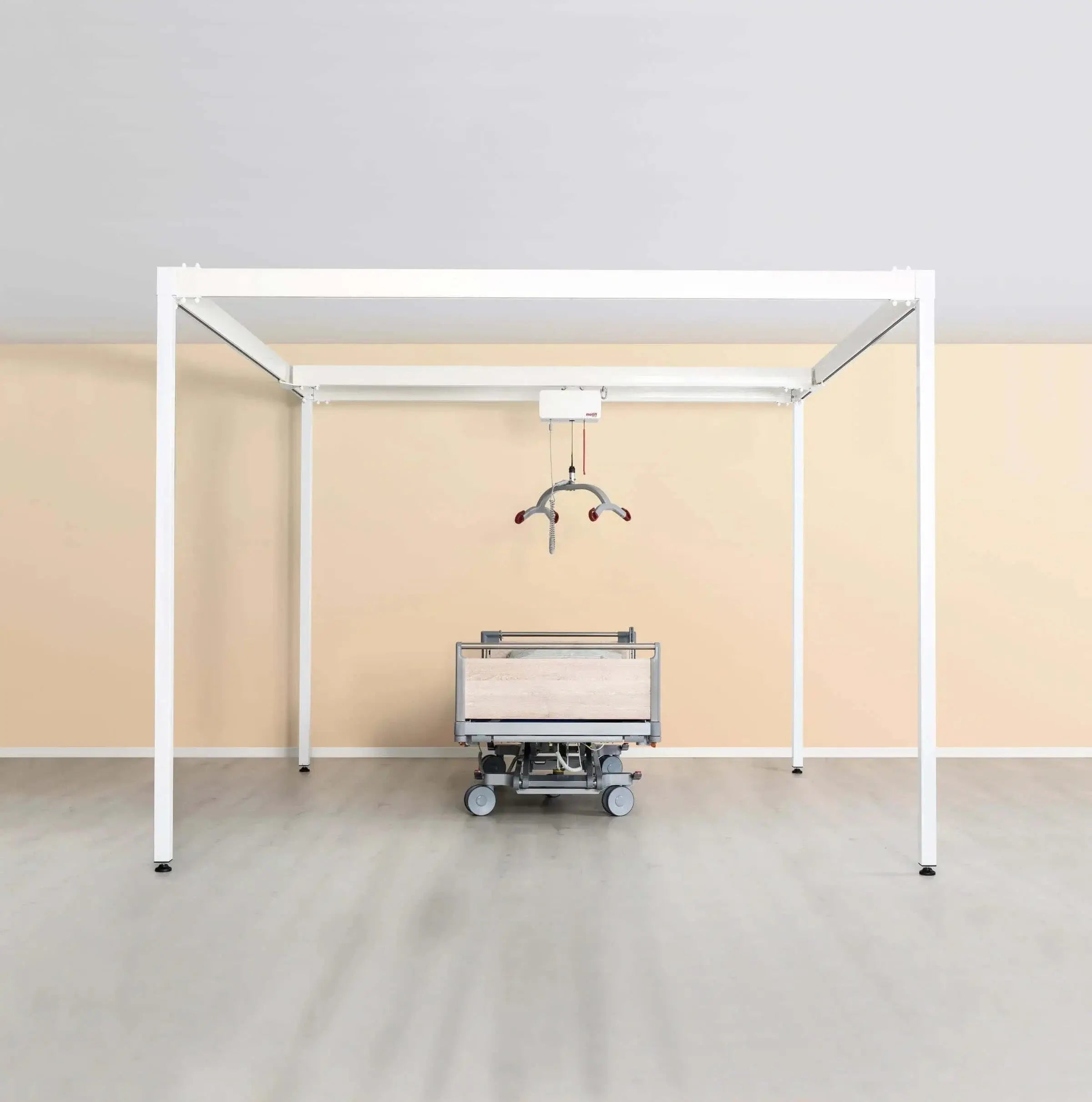molift quattro free standing rail system zoomed out view