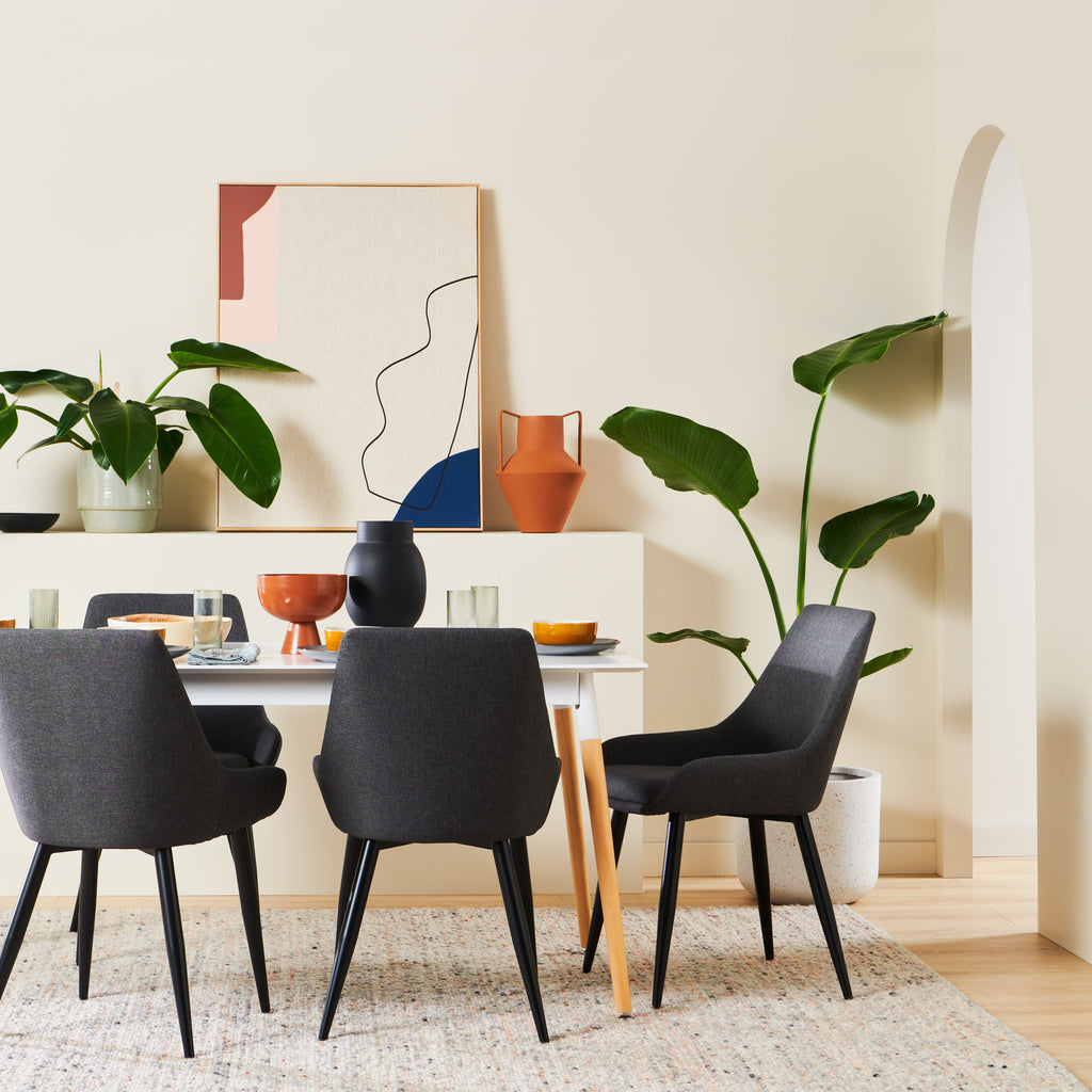 How to choose the perfect dining table