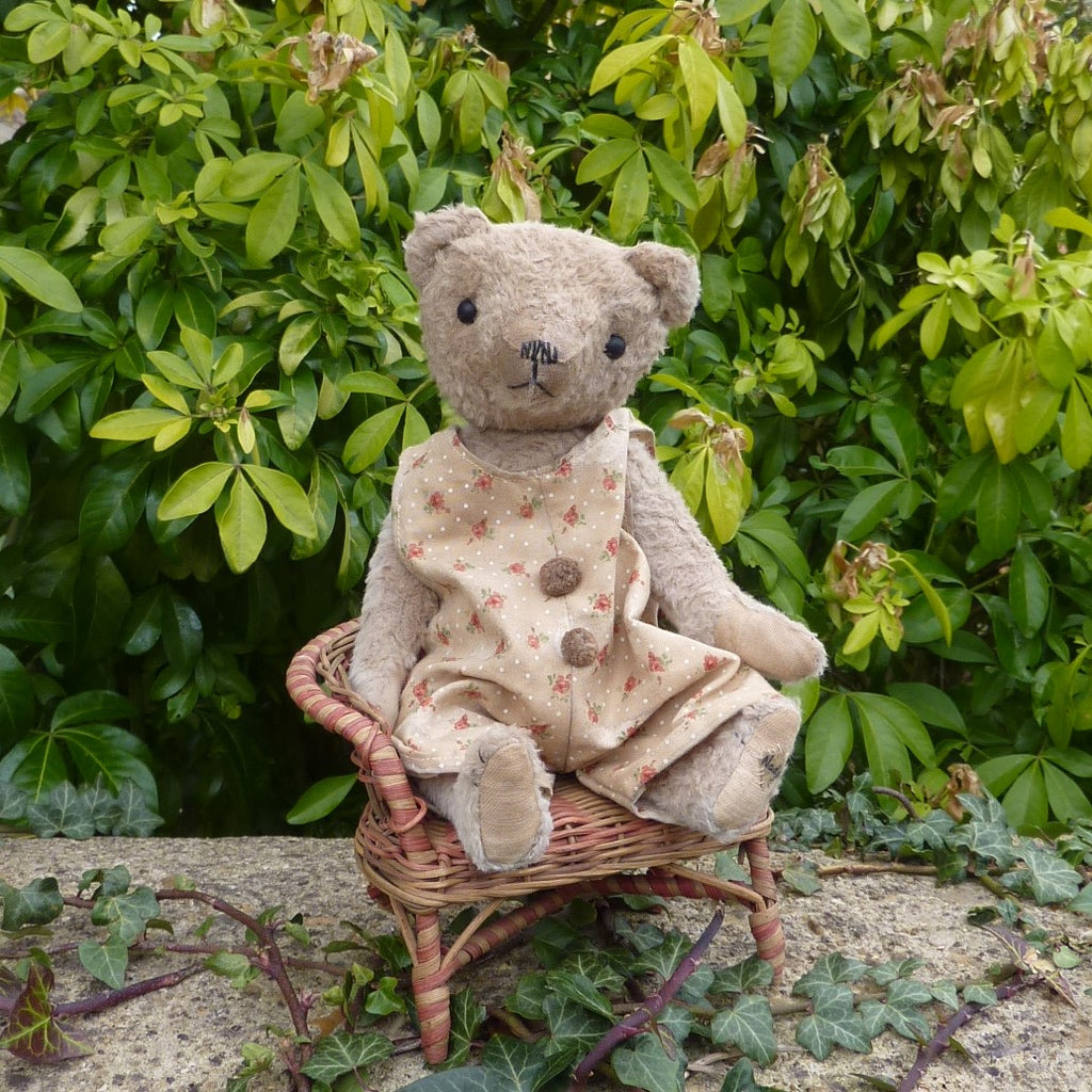 Iris by Nadia Jacobs, Belgium – Teddy Bears