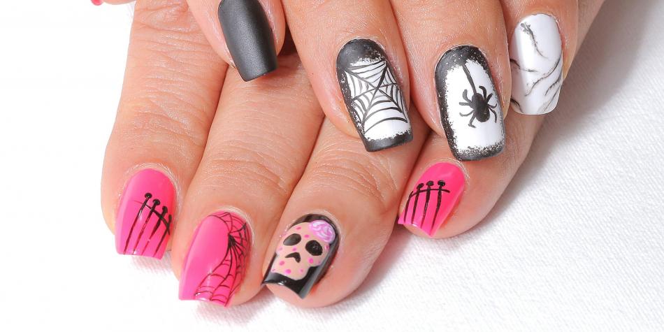 A DISFRAZAR SUS UÑAS EN HALLOWEEN