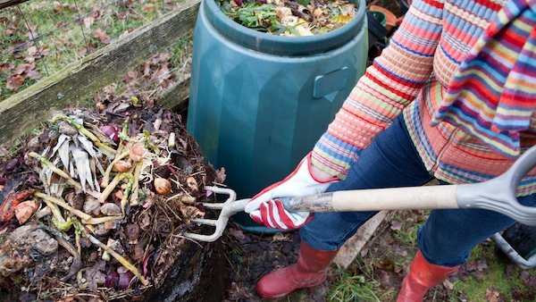 turn the compost-Vegega