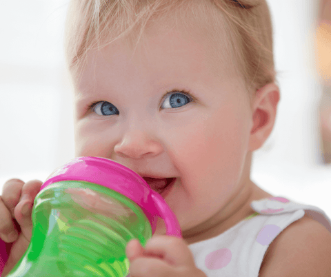 When_Can_Babies_Drink_Water