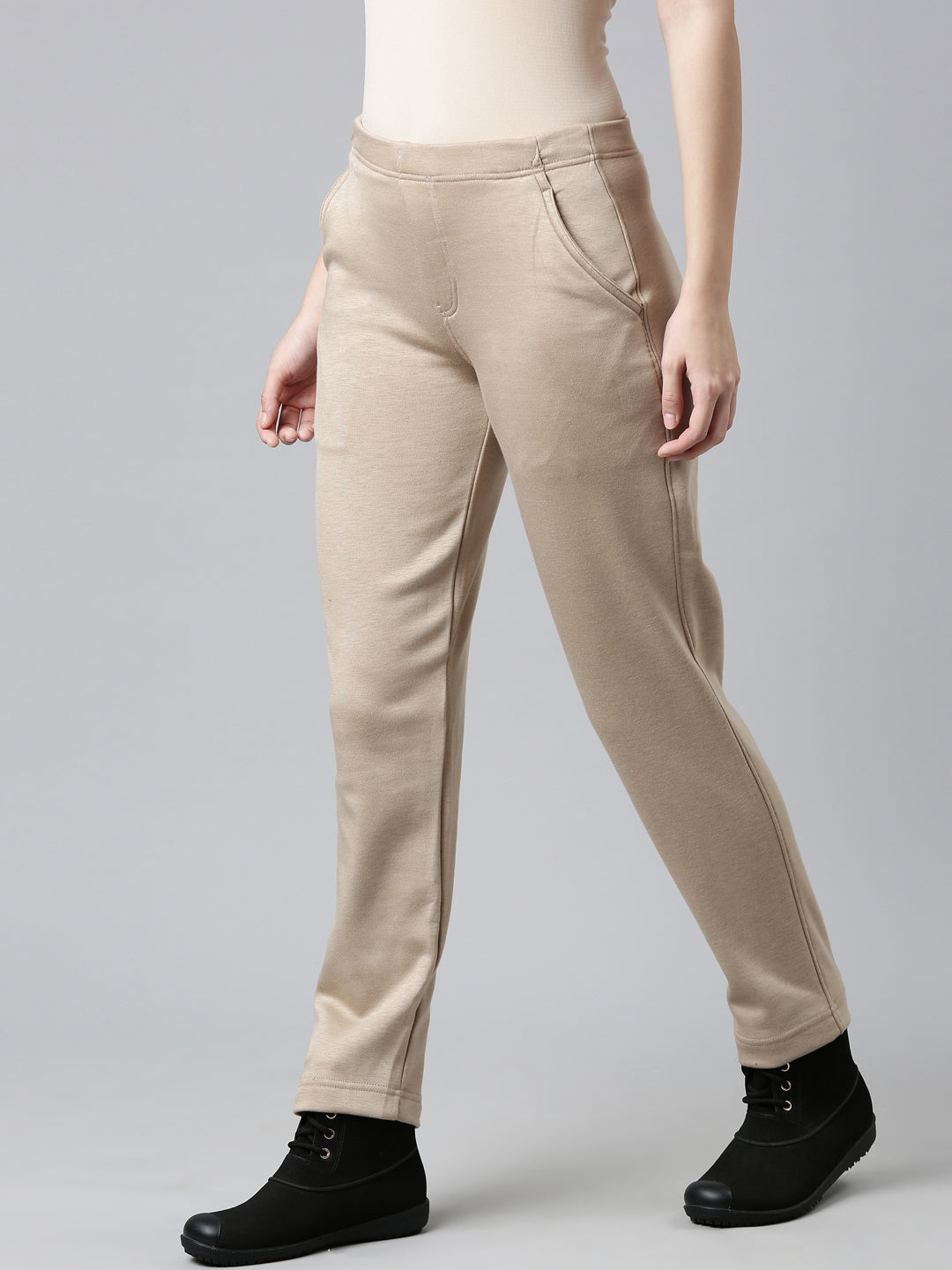 Women Solid Beige Crepe Pants