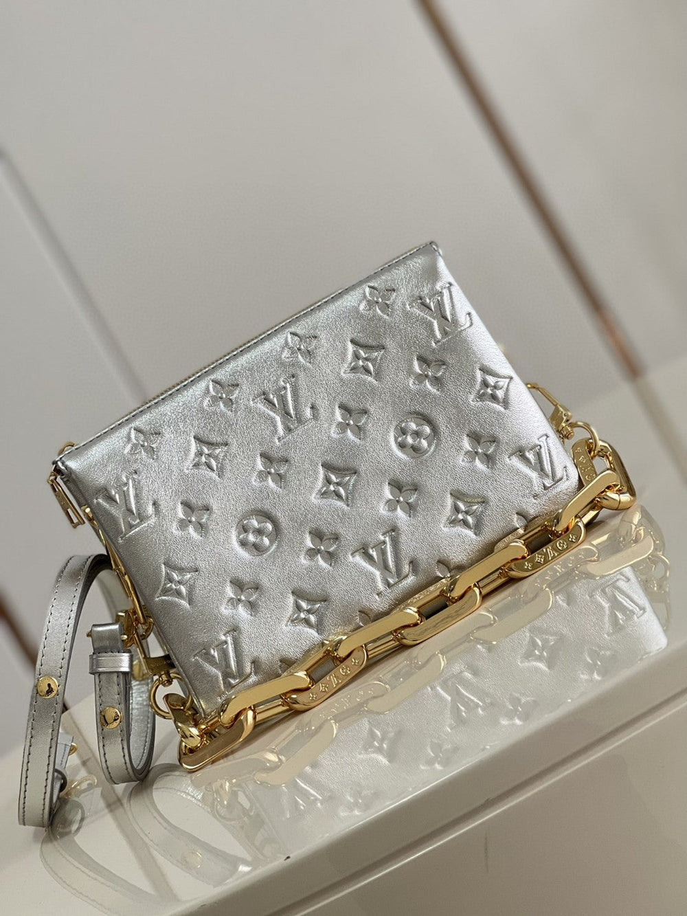 LOUIS VUITTON COUSSIN BB BAG/silver 