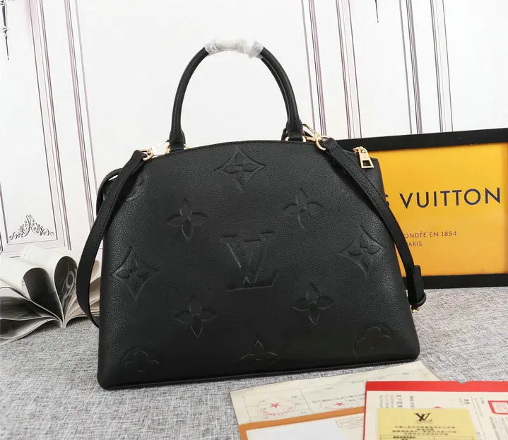 LOUIS VUITTON GIANT MONOGRAM GRAND PALAIS BAG – The Lavish Loft