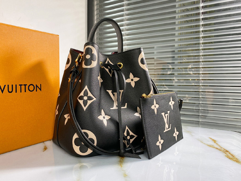 Louis Vuitton Cream Wild At Heart Giant Monogram Neverfull MM