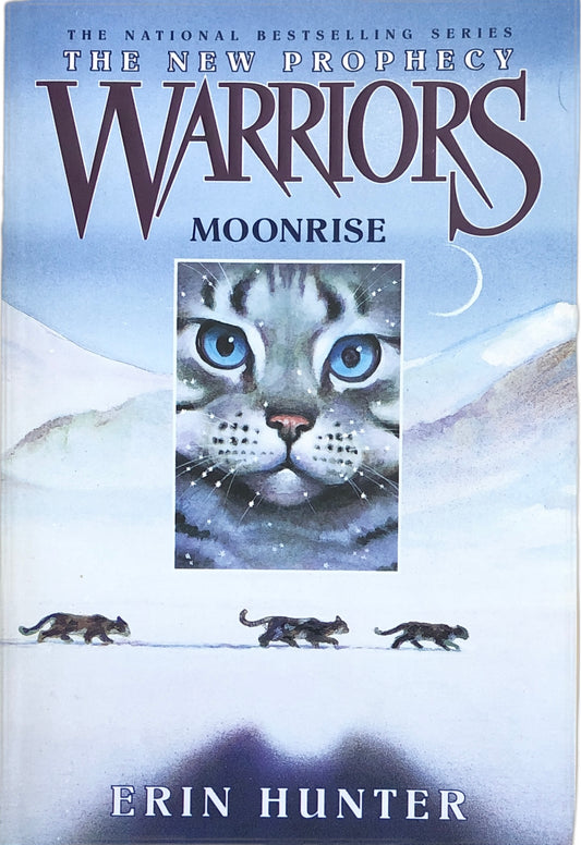 Warriors Super Edition: Bluestar's Prophecy: The Warriors Super Edition  Series (The Warriors Super Edition Series, 2): Erin Hunter: 9781982657918:  : Books